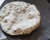 ફુલકા રોટી (Fulka Roti Recipe In Gujarati) રેસીપી સ્ટેપ4ફોટો