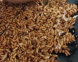 મમરા ની ચીક્કી (Mamara Chikki Recipe In Gujarati) રેસીપી સ્ટેપ2ફોટો
