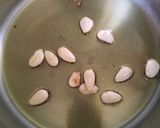 Foto del paso 1 de la receta: Garbanzos con espinacas y majado de almendras