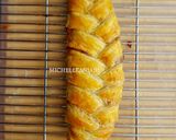 Foto langkah ke 3 dari resep Banana & nutella Puff.