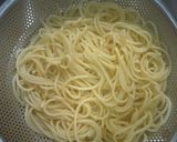Gambar langkah 2 resipi 👩‍🍳Spaghetti Aglio Olio.