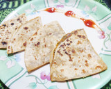 ટેસ્ટી ટ્વીસ્ટ પરાઠા રેસીપી સ્ટેપ4ફોટો