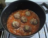 Foto del paso 4 de la receta: Fideos con albóndigas (La Dama y el Vagabundo)
