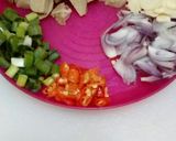 Foto langkah ke 1 dari resep Tumis labu bakso.