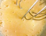 รูปขั้นตอนการทำที่ 11 ของ Custard Chiffon Cakeคัสตาร์ดชิฟฟ่อนเค้ก