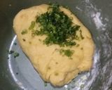 Foto langkah ke 2 dari resep Stick Bawang Cemilan ala Anak Kost.