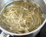 Une image de l'étape 1 de Spaghetti sautés aux lardons & courgettes au curcuma.
