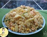 Hình bước làm 6 của món Cơm chiên tôm tỏi bơ