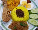 Foto langkah ke 5 dari resep Nasi Kuning Masun.