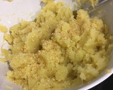 Foto del paso 3 de la receta: Cena rápida - Salmón al horno sobre puré de boniato con bimi