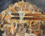 Foto del paso 5 de la receta: 🍜 Vegetales salteados al wok con carne 🍜 Rendidor y con productos de temporada