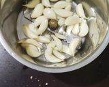 A picture of step 2 of Dahi Wali Arbi.