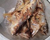 Foto langkah ke 1 dari resep Balado Ikan Kembung Kemangi.