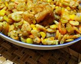 Foto langkah ke 5 dari resep Tumis Udang Tahu Jagung.