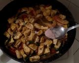 Foto langkah ke 5 dari resep Resep Tumis Tahu Tauco Cabe Ijo Simple Dan Enak.