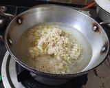 A picture of step 1 of Bread Maggi roll.
