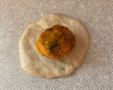 A picture of step 4 of Kachori.