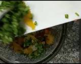 Half fry egg and mixed vegetables egg with paratha recipe step 5 photo