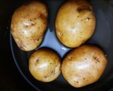 वडापाव केसाडिला (vadapav quesadilla recipe in marathi) रेसिपी स्टेप 3 फोटो 