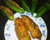 A picture of step 3 of Gujarati Mirch wada.