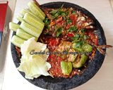 Foto langkah ke 3 dari resep Sambel Tomat Kemangi Segar.