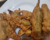 A picture of step 5 of Chilli pakoras.