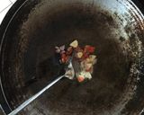 Foto langkah ke 2 dari resep Tumis Kangkung Campur.
