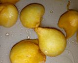 A picture of step 3 of Chaat pattay dahi bhallay.