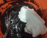 Foto langkah ke 4 dari resep Chocolate Castella Cake.