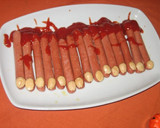 Foto del paso 4 de la receta: Deditos sangrientos
