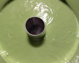 Foto langkah ke 5 dari resep Chiffon Matcha Putih Telur.