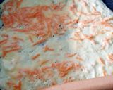 Foto langkah ke 3 dari resep Sosis Telur Gulung Simpel.