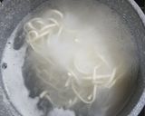 Foto del paso 1 de la receta: 🍝Fideos en salsa de espinaca, ajo y queso crema con castañas de cajú y (falso) huevo poché 🍝