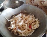 Foto langkah ke 3 dari resep Oseng jamur 🍄.