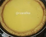 Foto langkah ke 5 dari resep Pie Susu Teflon.