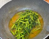 Foto langkah ke 3 dari resep Oseng Kangkung.