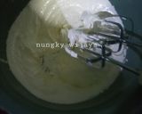Foto langkah ke 2 dari resep Bolu mini panggang snack maker.