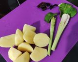 Foto langkah ke 3 dari resep Ayam Masak Lemak Cili Api.