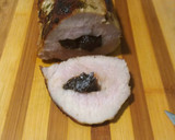 Foto del paso 8 de la receta: Lomo de cerdo mechado con ciruelas pasas hecho en cacerola