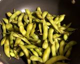 A picture of step 3 of Sesame Edamame.