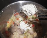 Foto del paso 3 de la receta: Crestas de pollo guisadas