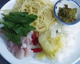 รูปขั้นตอนการทำที่ 2 ของ สปาเกตตี้เขียวหวานไก่ 