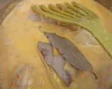 A picture of step 5 of Chicken in coconut and turmeric sauce.
