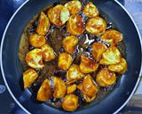 A picture of step 4 of Goguma Mattang (South Korean Candied Sweet Potatoes).