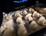 A picture of step 8 of Nutella stuffed croissants.