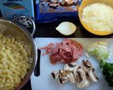 Foto langkah ke 1 dari resep Macaroni and cheese.