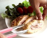 รูปขั้นตอนการทำที่ 7 ของ ไก่กอดองเบลอ Chicken Cordon Bleu