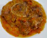 Foto del passaggio 6 della ricetta Ossobuco di manzo in umido