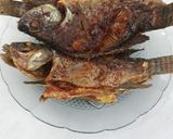 Foto langkah ke 4 dari resep Ikan Goreng Garing.
