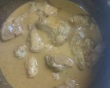 A picture of step 3 of Mint and cashewnut chicken.